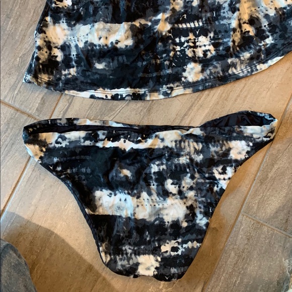 Takini swimsuit Black and White - Picture 5 of 8